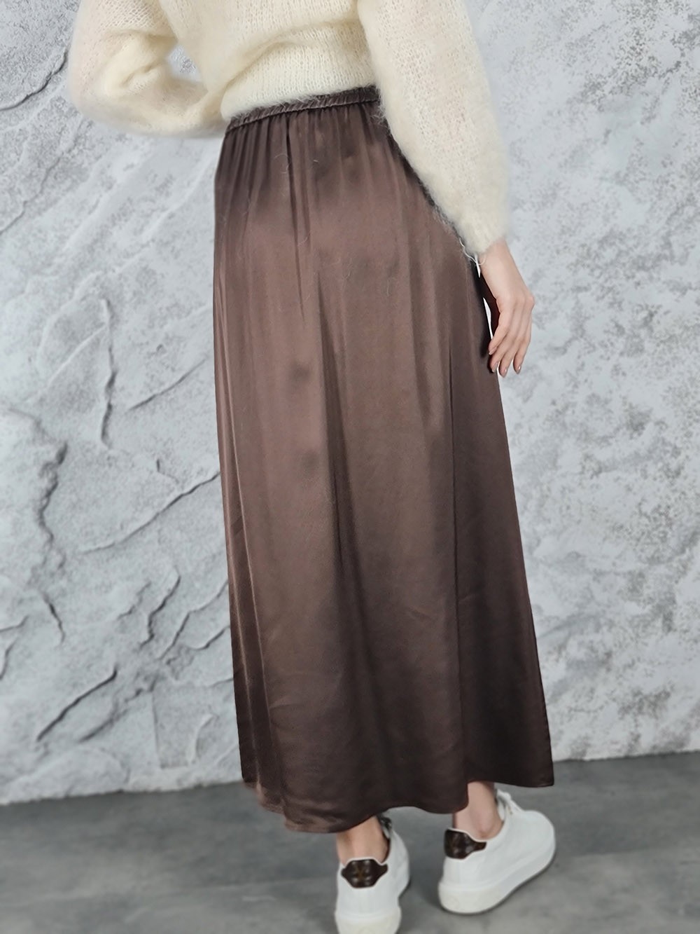 Юбка CLOTHÉ атласная на резинке шоколад, фотография №4