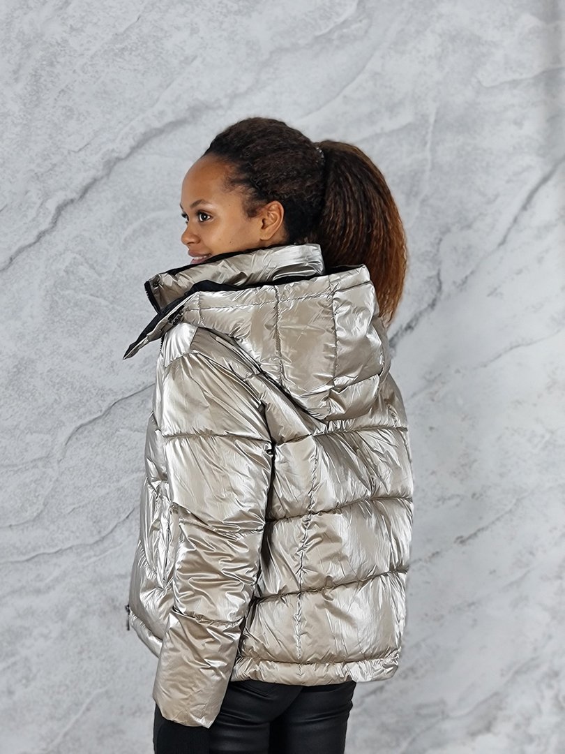 Куртка Monte Cervino с черным капюшоном золотая, фотография №5