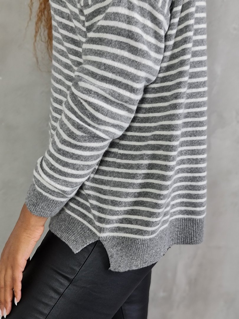 Джемпер Cashmere Blend c V-образным вырезом в полоску серый, фотография №6