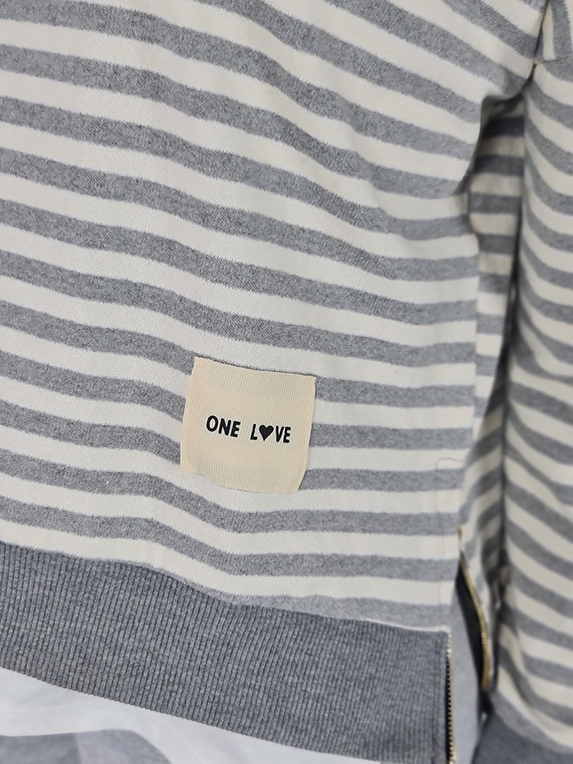 Костюм ONE LOVE лонгслив в полоску и брюки серый, фотография №5