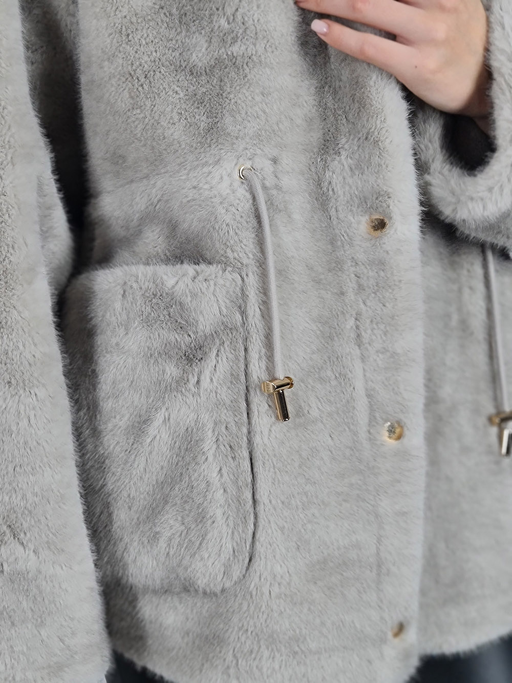 Шуба-дубленка Alex Max двухсторонняя на кулиске серая, фотография №5