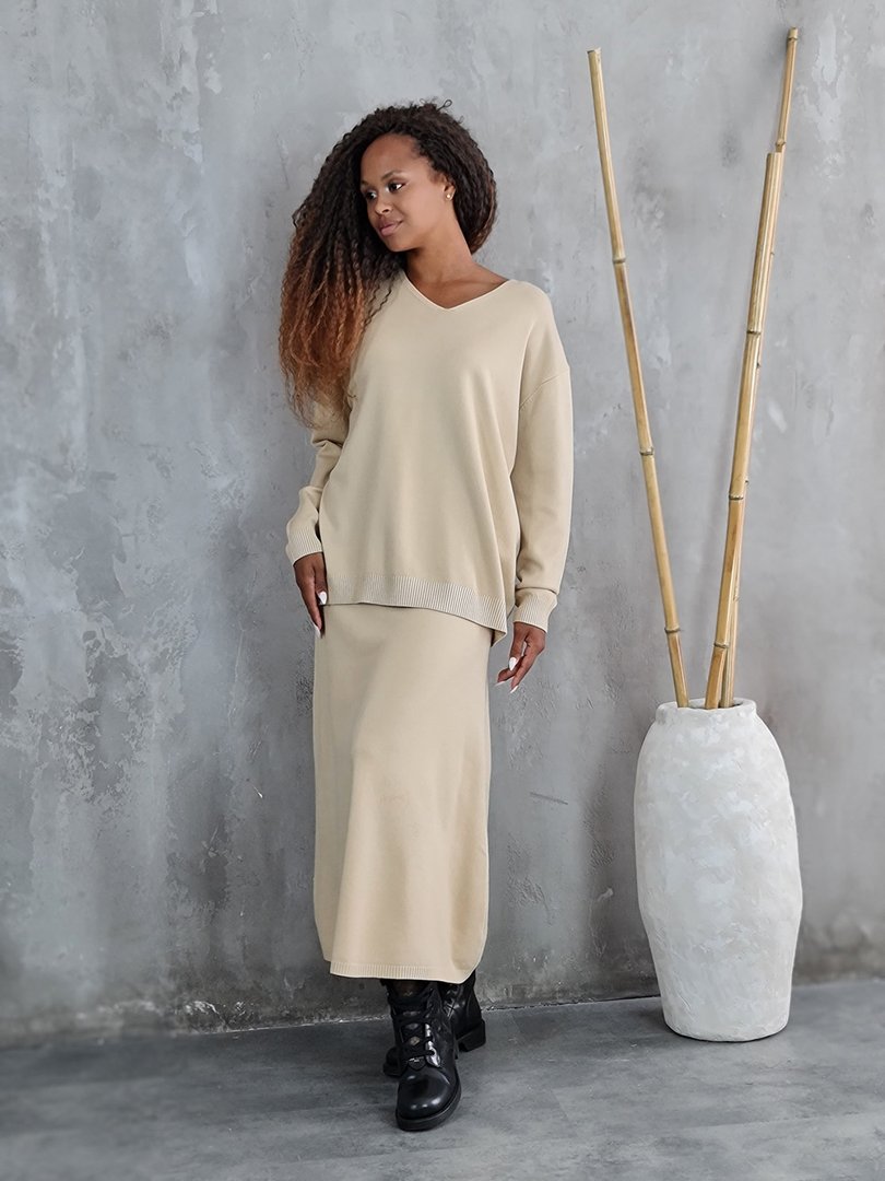 Костюм Lara джемпер и А-образная юбка песочный, фотография №2
