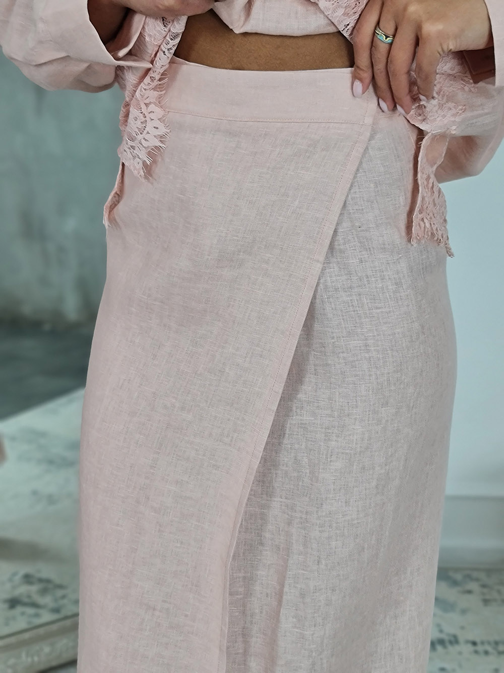 Юбка Atelier Emi с кружевом снизу пудра, фотография №3