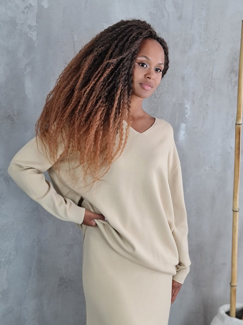 Костюм Lara джемпер и А-образная юбка песочный, фотография №4