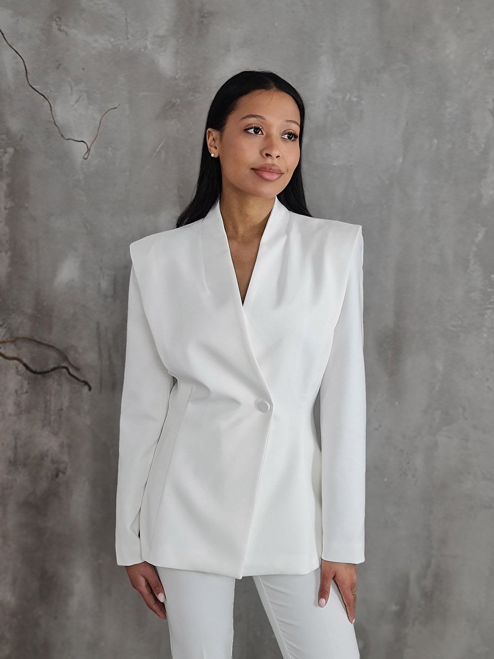 Пиджак Imperial приталенный на одной пуговице белый , фотография №3