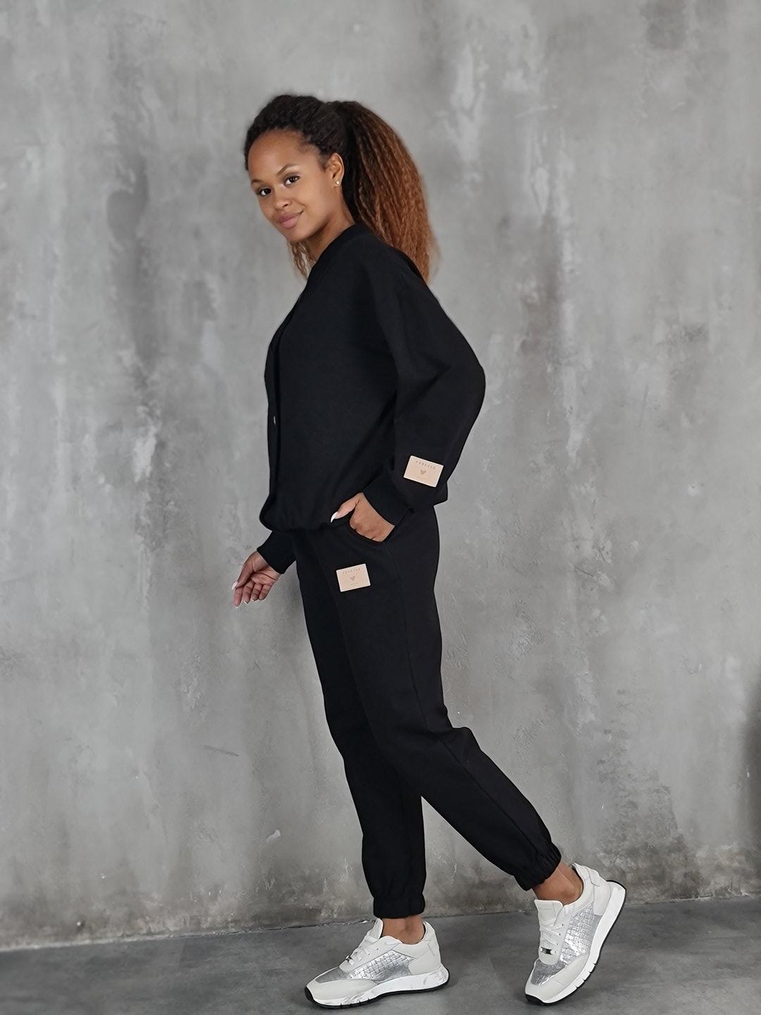 Костюм ONE LOVE кардиган и джоггеры черный, фотография №2