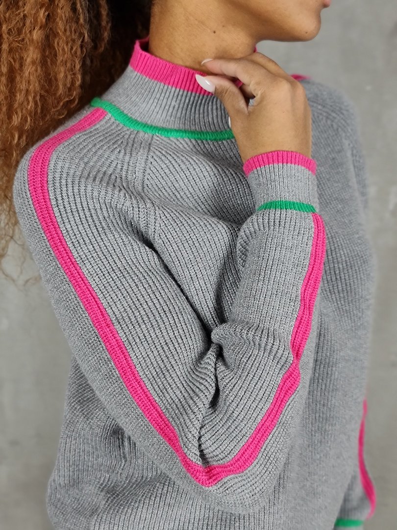 Джемпер Naiif с зелеными и розовыми полосками серый, фотография №2