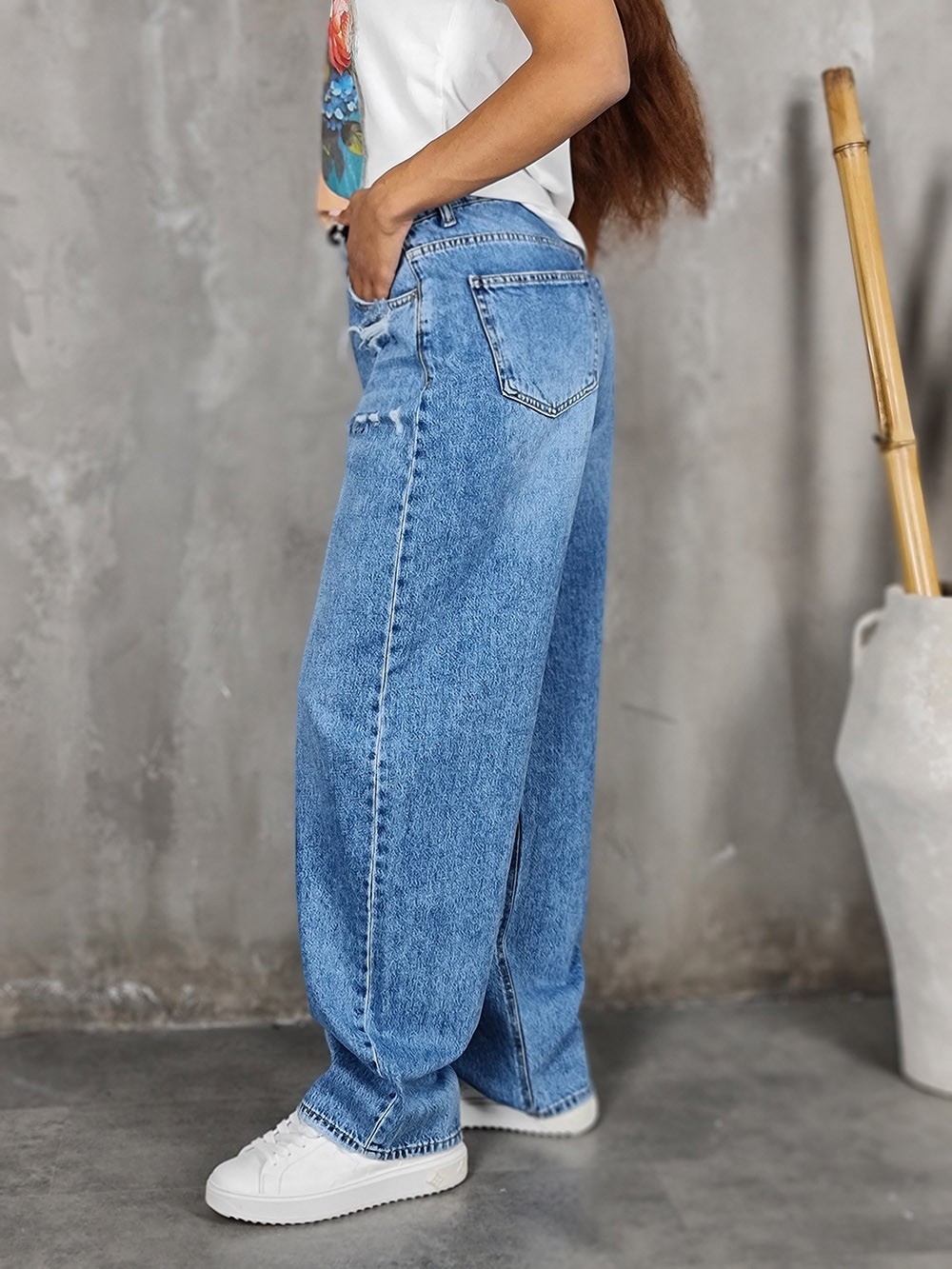 Джинсы  Vicolo бананы с потертостями синие , фотография №2