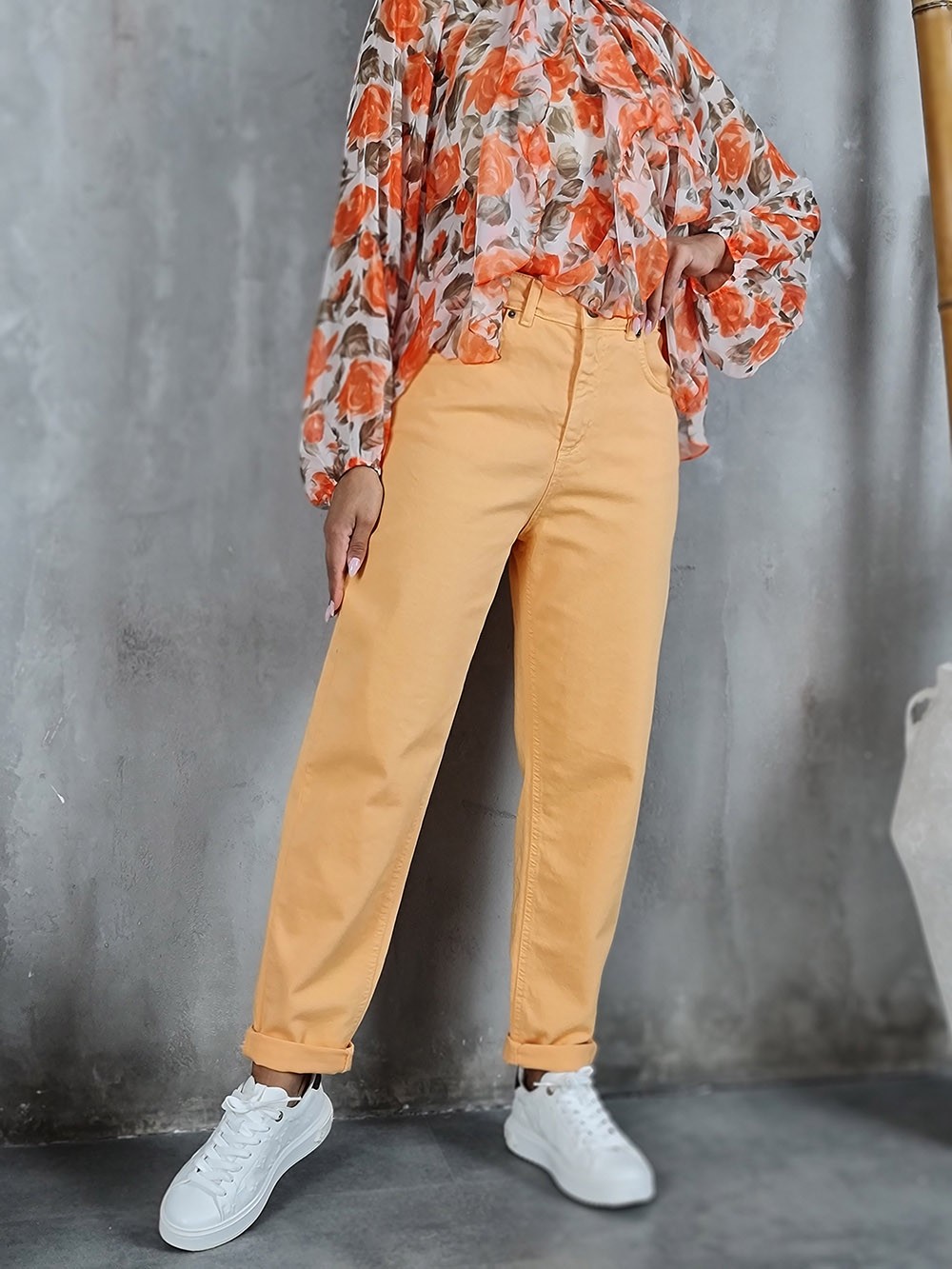 Джинсы Almanegra с подворотами оранжевые, фотография №1