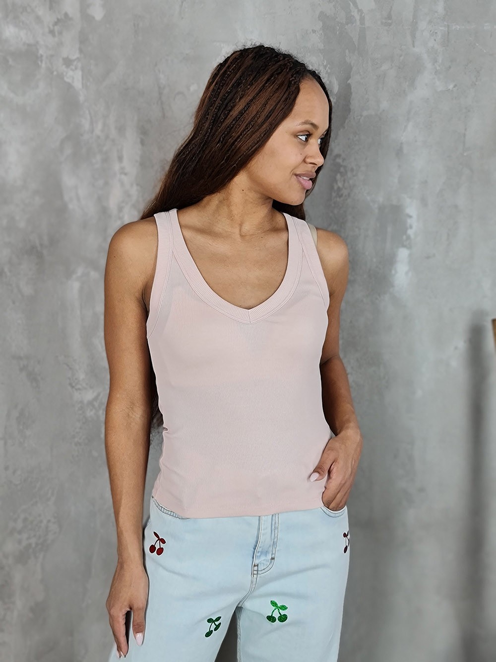 Топ Vicolo с V-вырезом пудровый, фотография №1