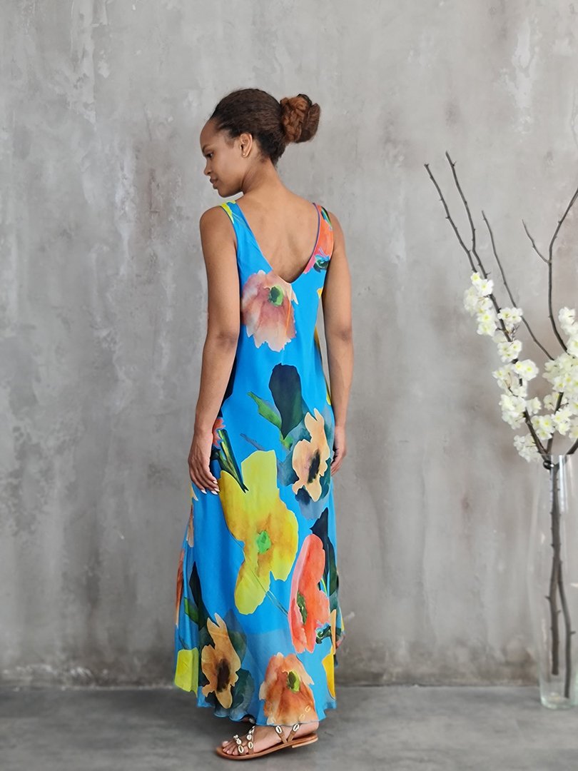 Платье Silk New с цветочным принтом голубое, фотография №5