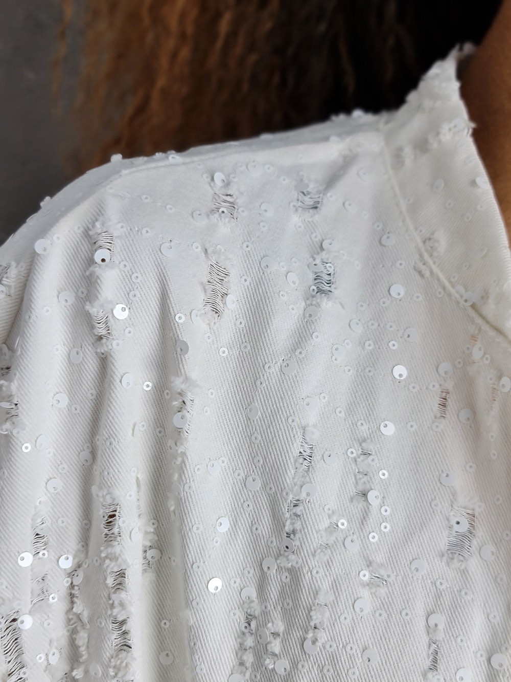 Бомбер Mitica&Co. джинсовый с пайетками на молнии молочный, фотография №3