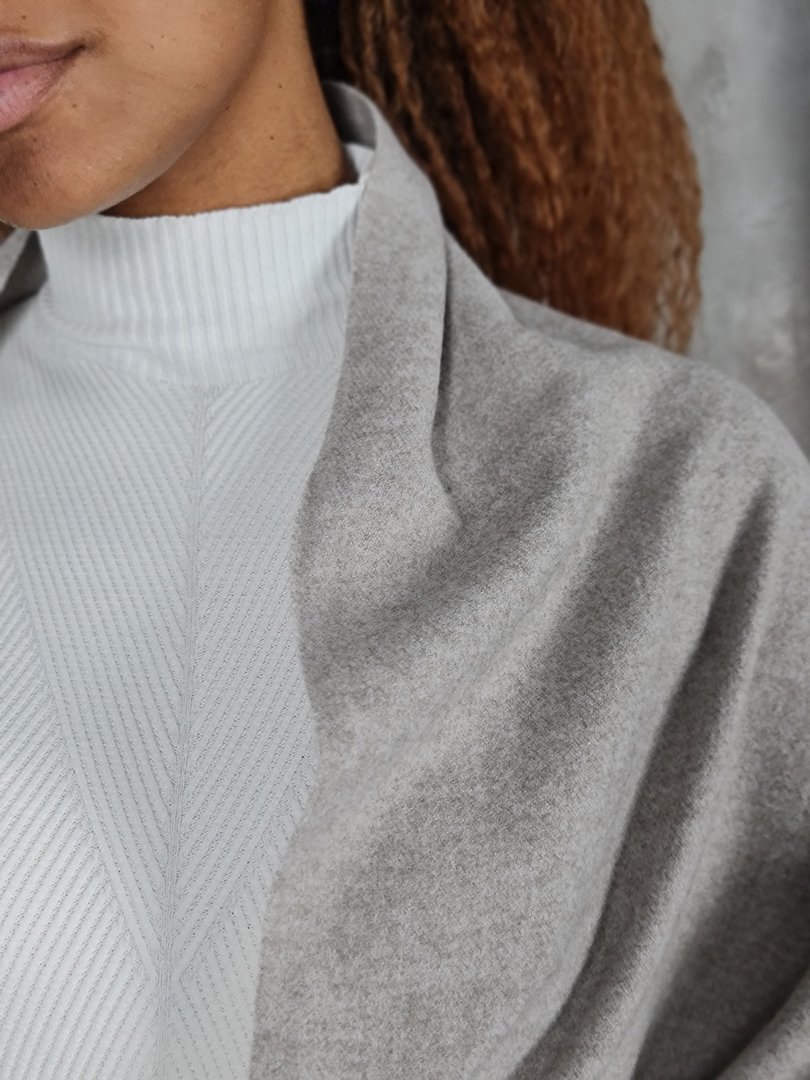 Палантин Grace кашемировый бежевый, фотография №2