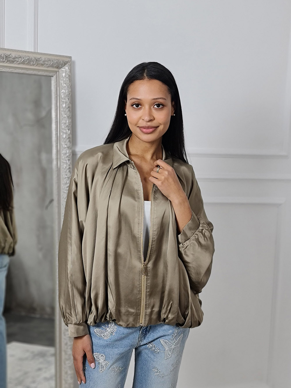 Бомбер CLOTHÉ атласный на молнии со складками тауп, фотография №1