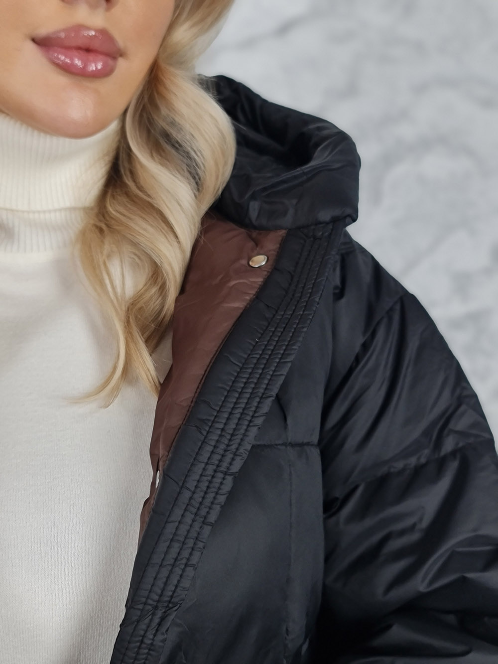 Куртка DEGREES шоколадный подклад с заклепками по бокам черная  , фотография №5