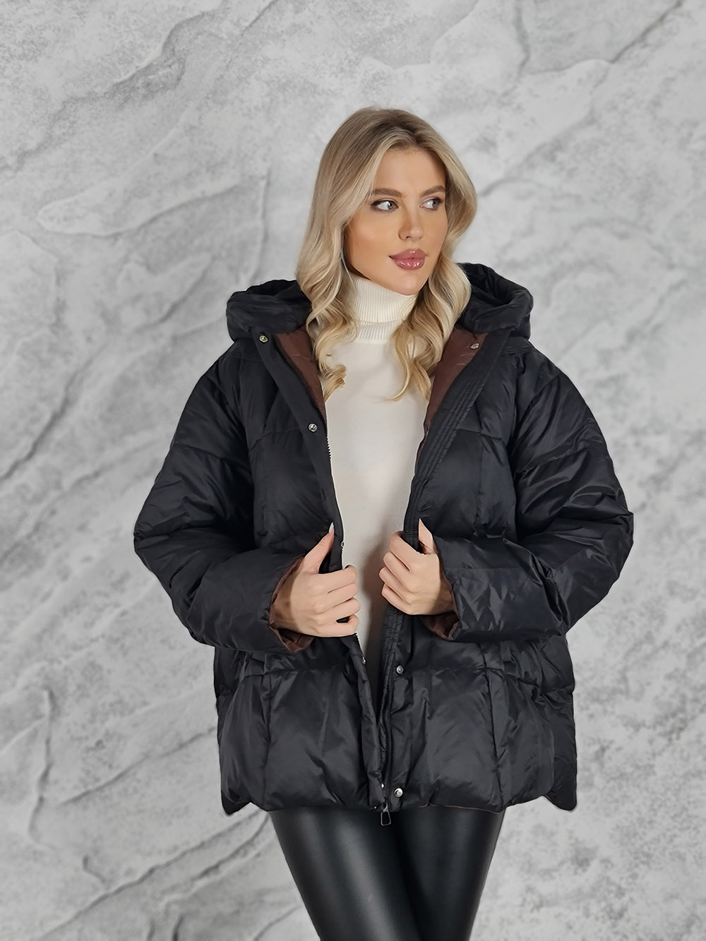 Куртка DEGREES шоколадный подклад с заклепками по бокам черная  , фотография №2