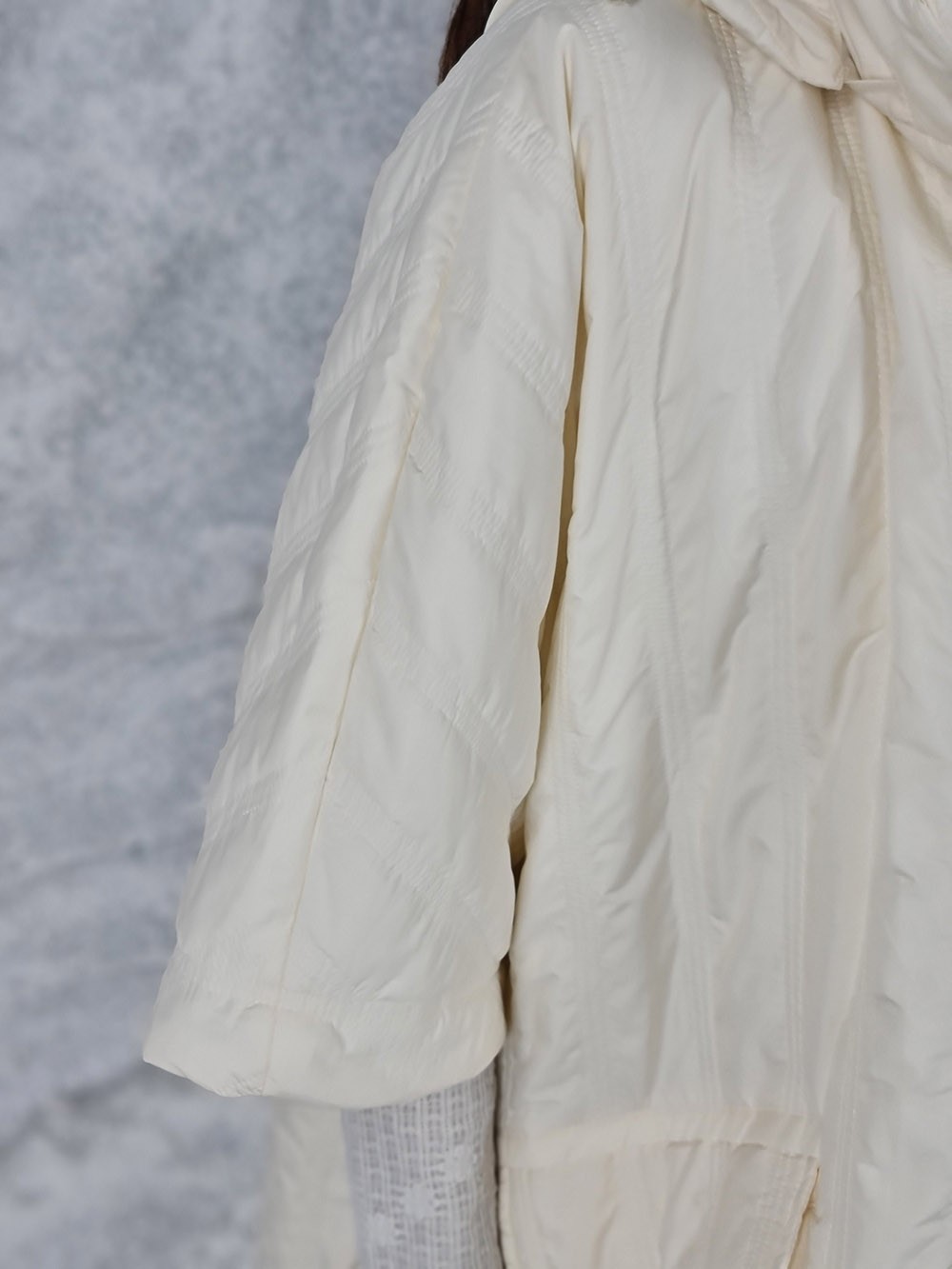 Куртка Monte Cervino рукава летучая мышь с капюшоном молочная, фотография №2