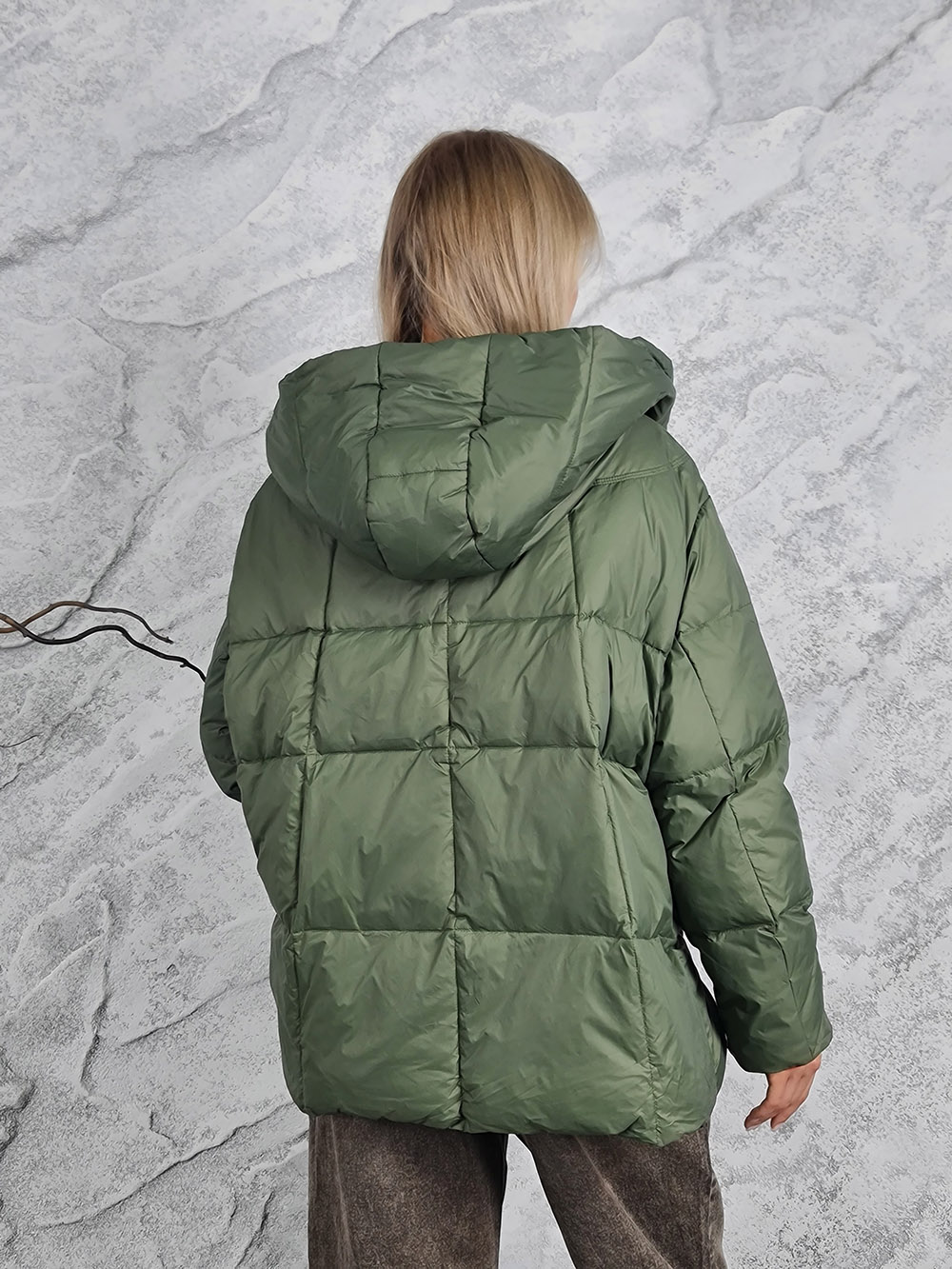 Куртка DEGREES оранжевый подклад с заклепками по бокам хаки  , фотография №4