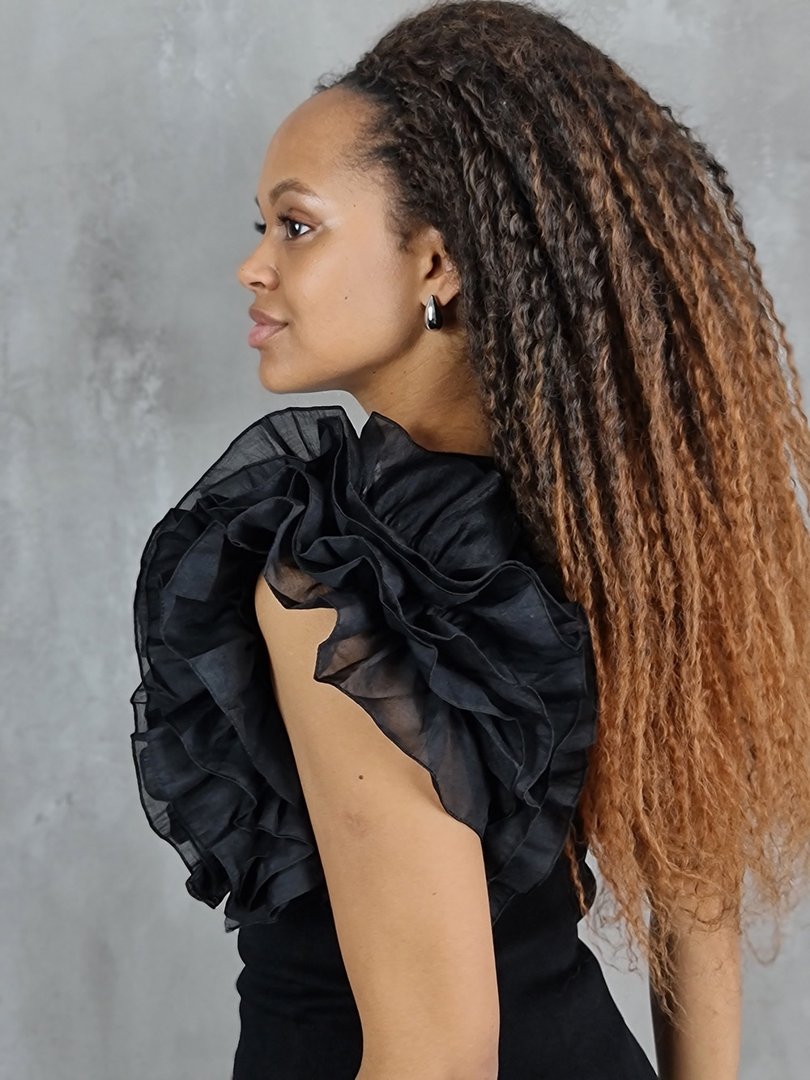 Топ ELSA.M с объемными рюшами на рукавах черный, фотография №4