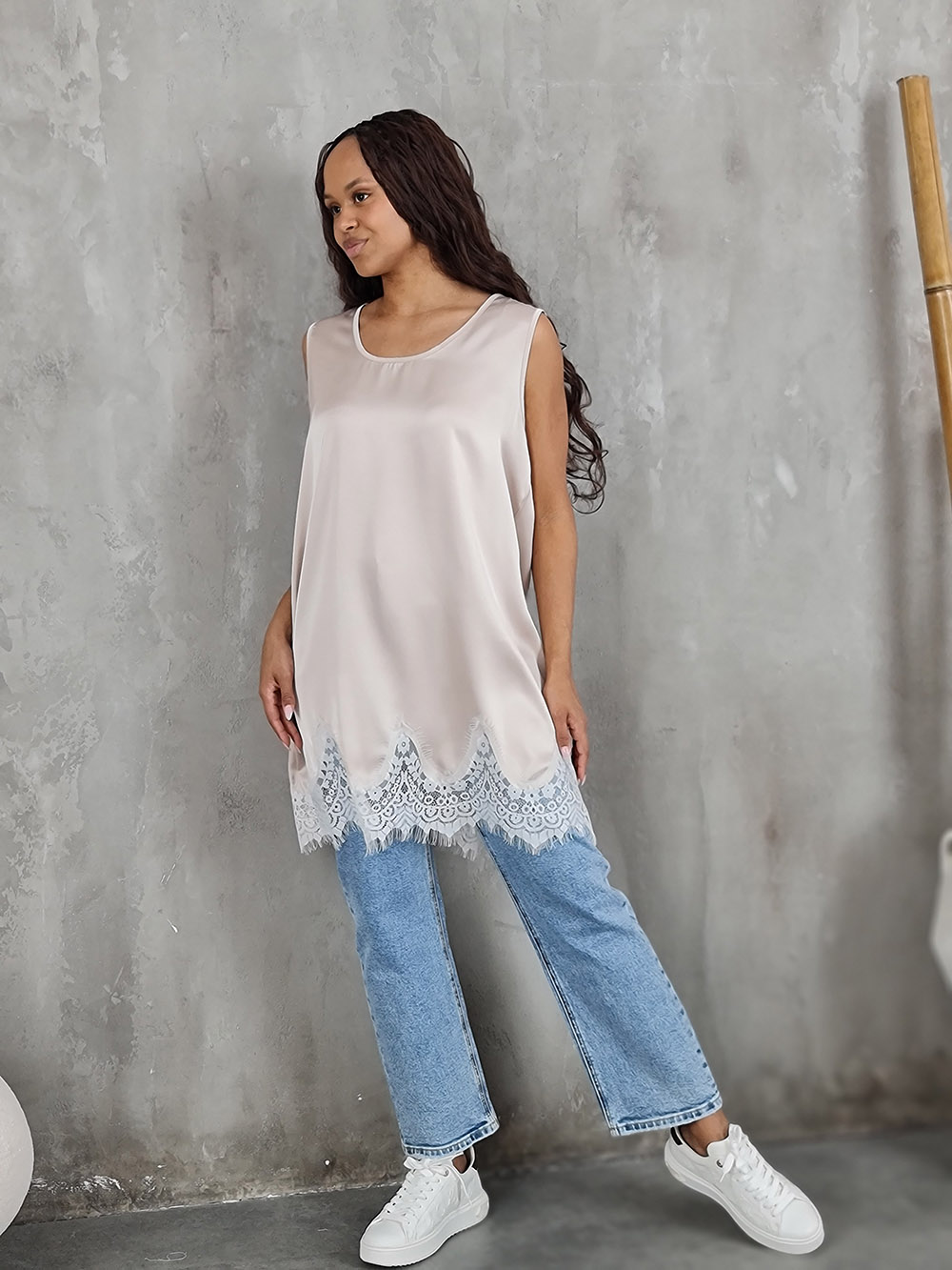 Туника MIHO'S без рукавов м кружевом внизу пудровая, фотография №1