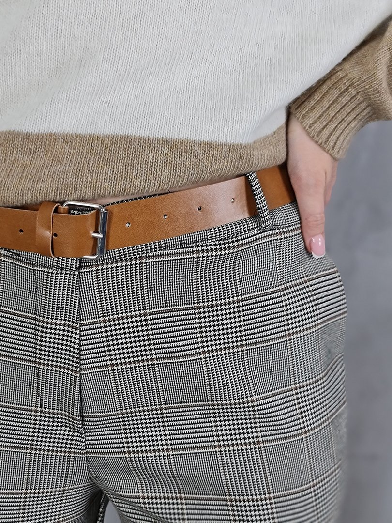 Брюки Imperial с коричневым ремнем в крупную клетку серые, фотография №4