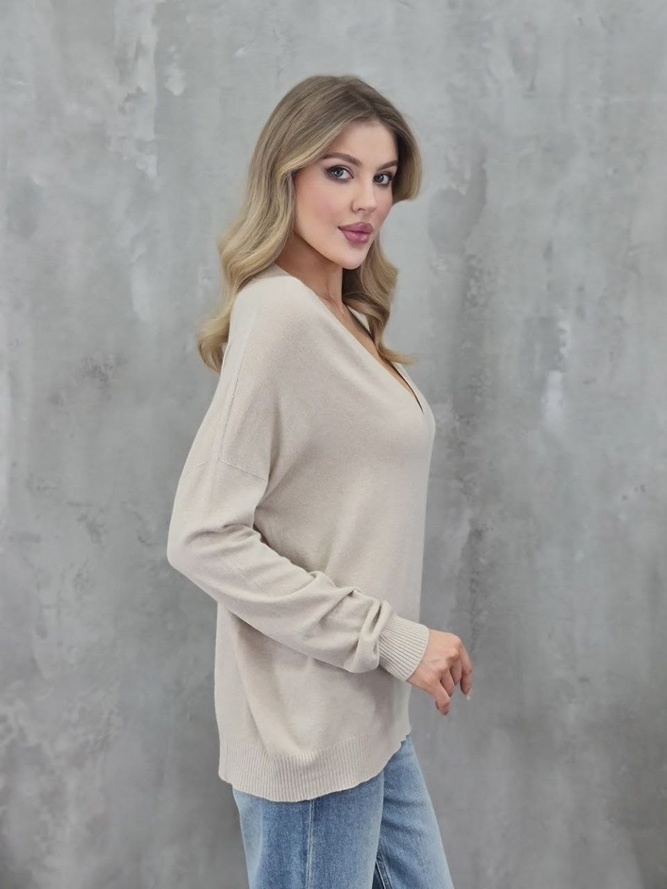 Джемпер Imperial длинный рукав v вырез кремовый, фотография №2