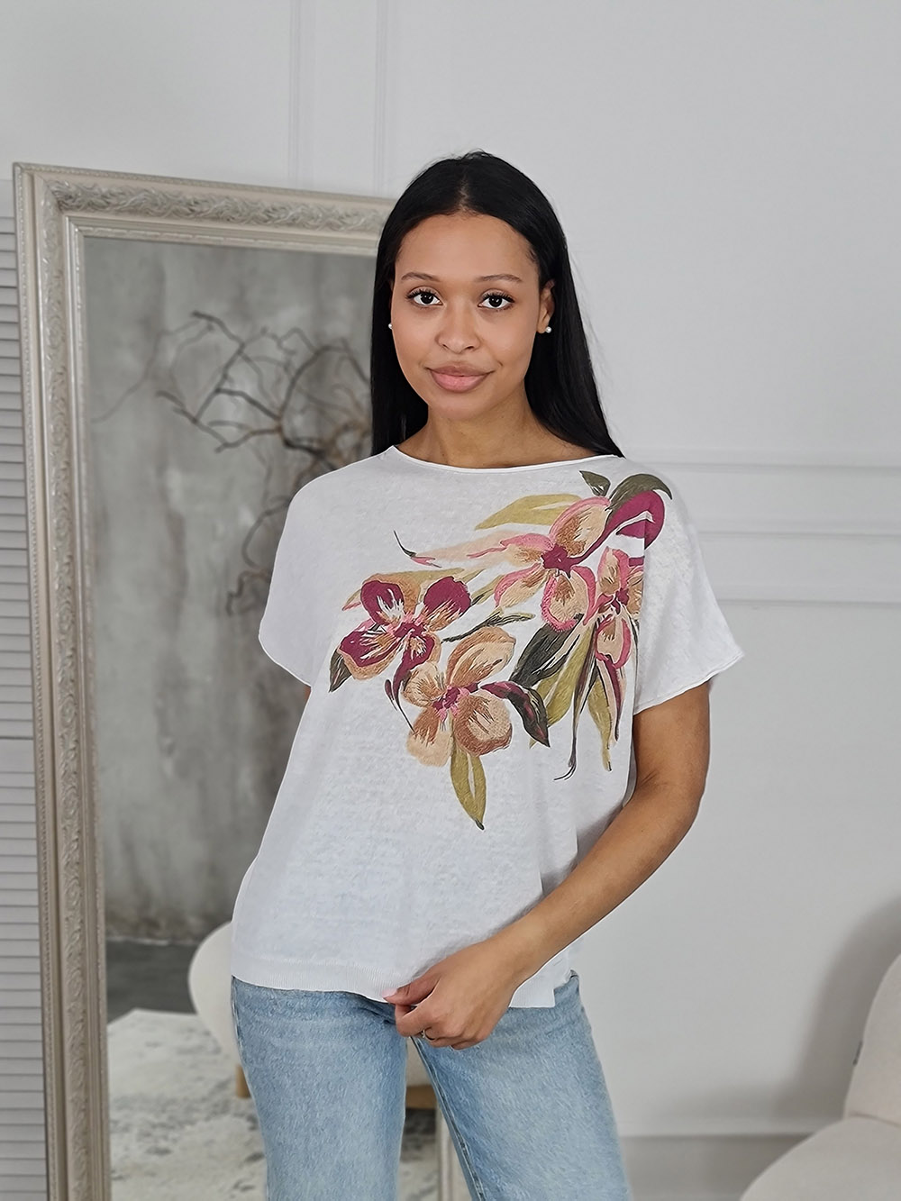 Джемпер PAQUITO с цветком на груди белый, фотография №1