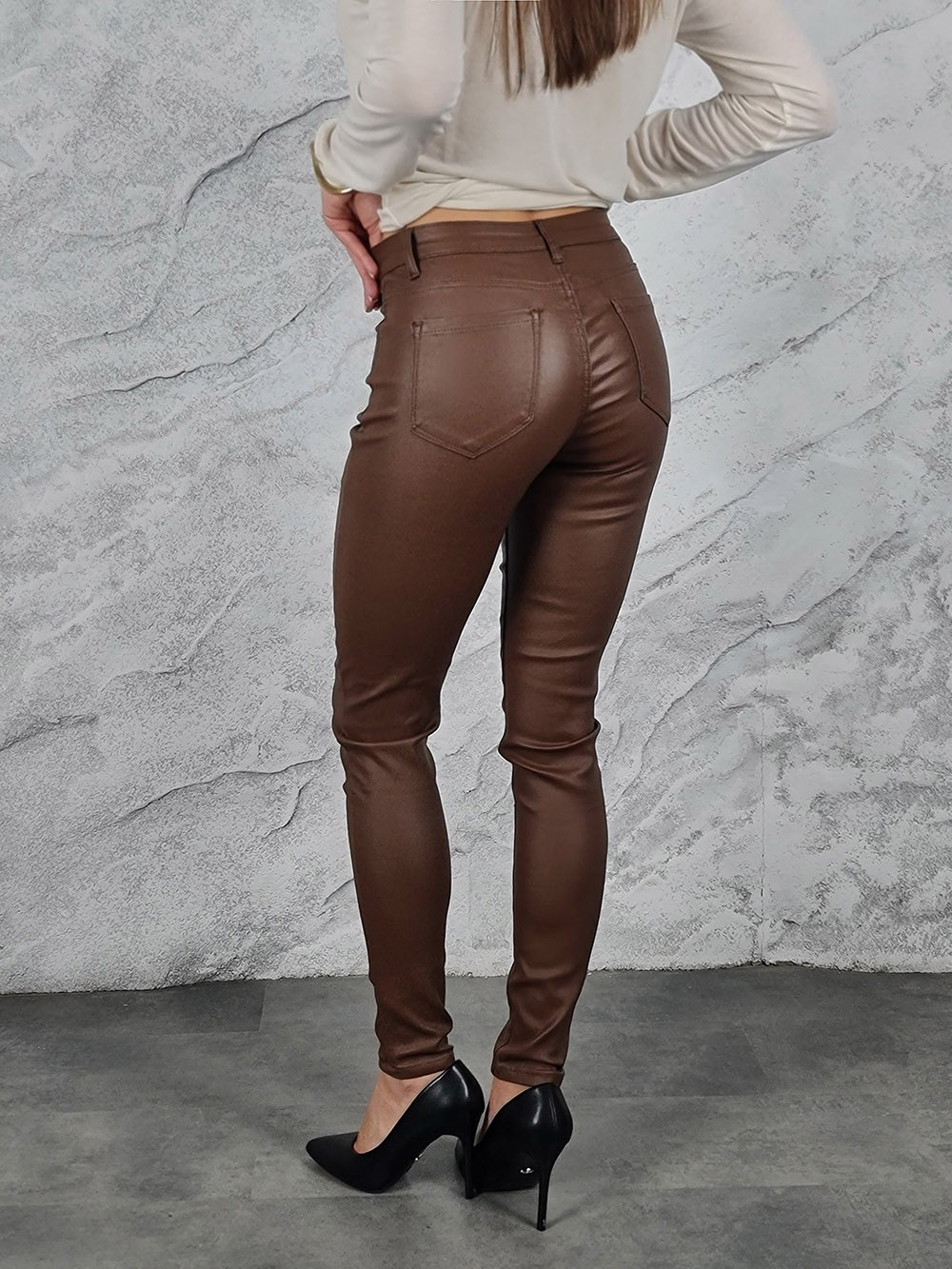 Брюки 3D Denim из экокожи карамель, фотография №2