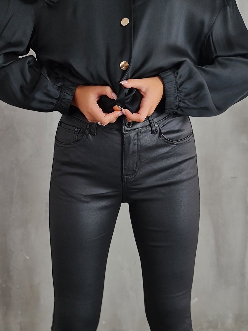 Брюки 3D Denim БЕЗ флиса экокожа skinny черные, фотография №4