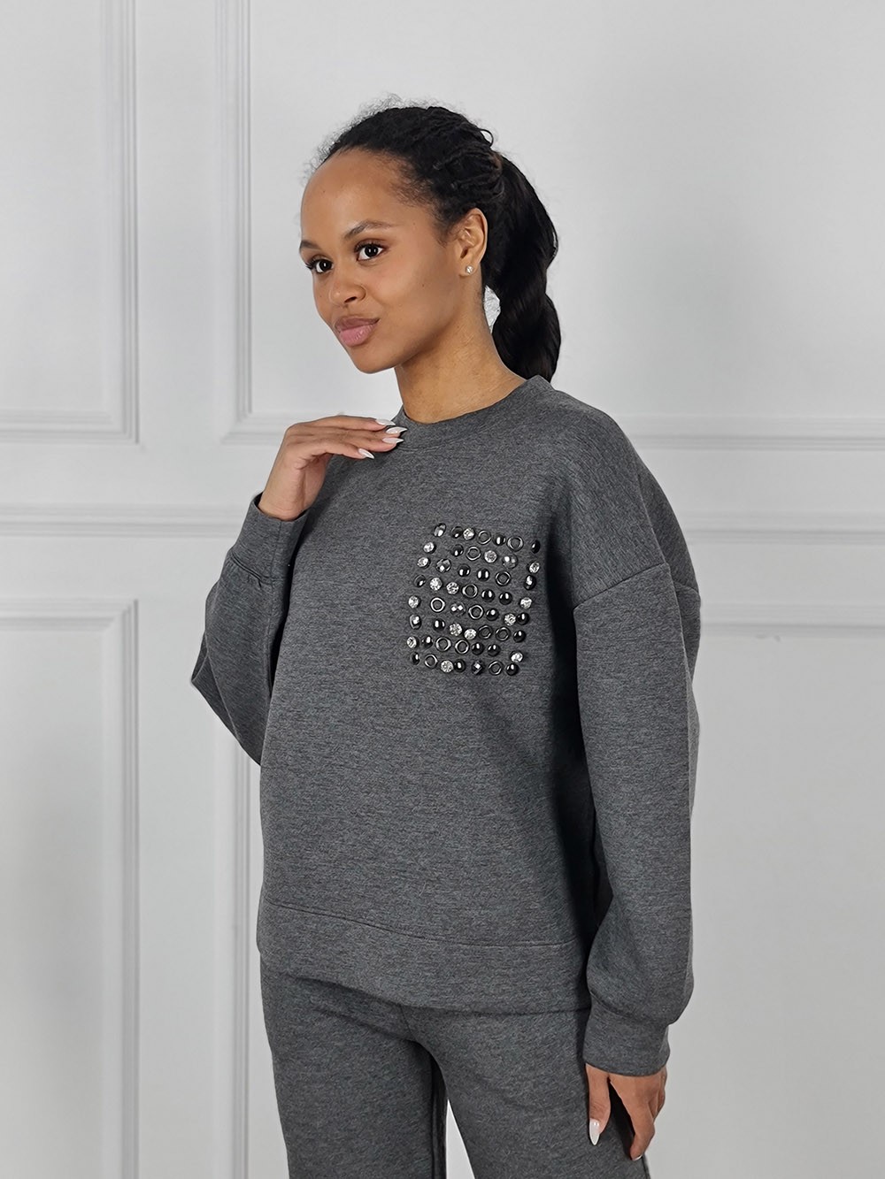 Костюм Rosa Shock с камнями на груди графит, фотография №3