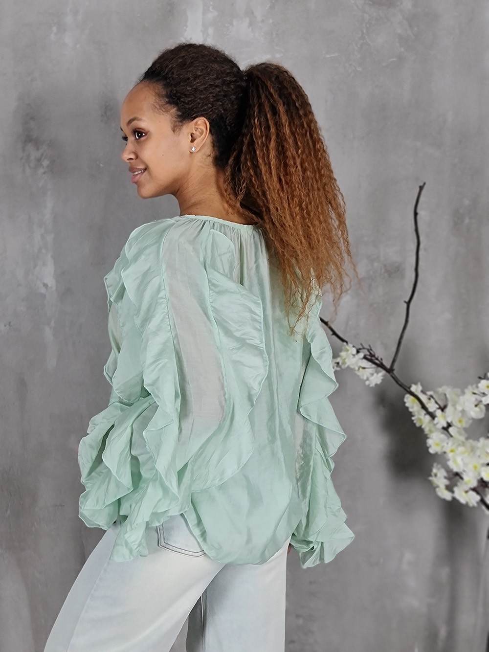 Рубашка MIHO'S с воздушным декором мятная, фотография №3