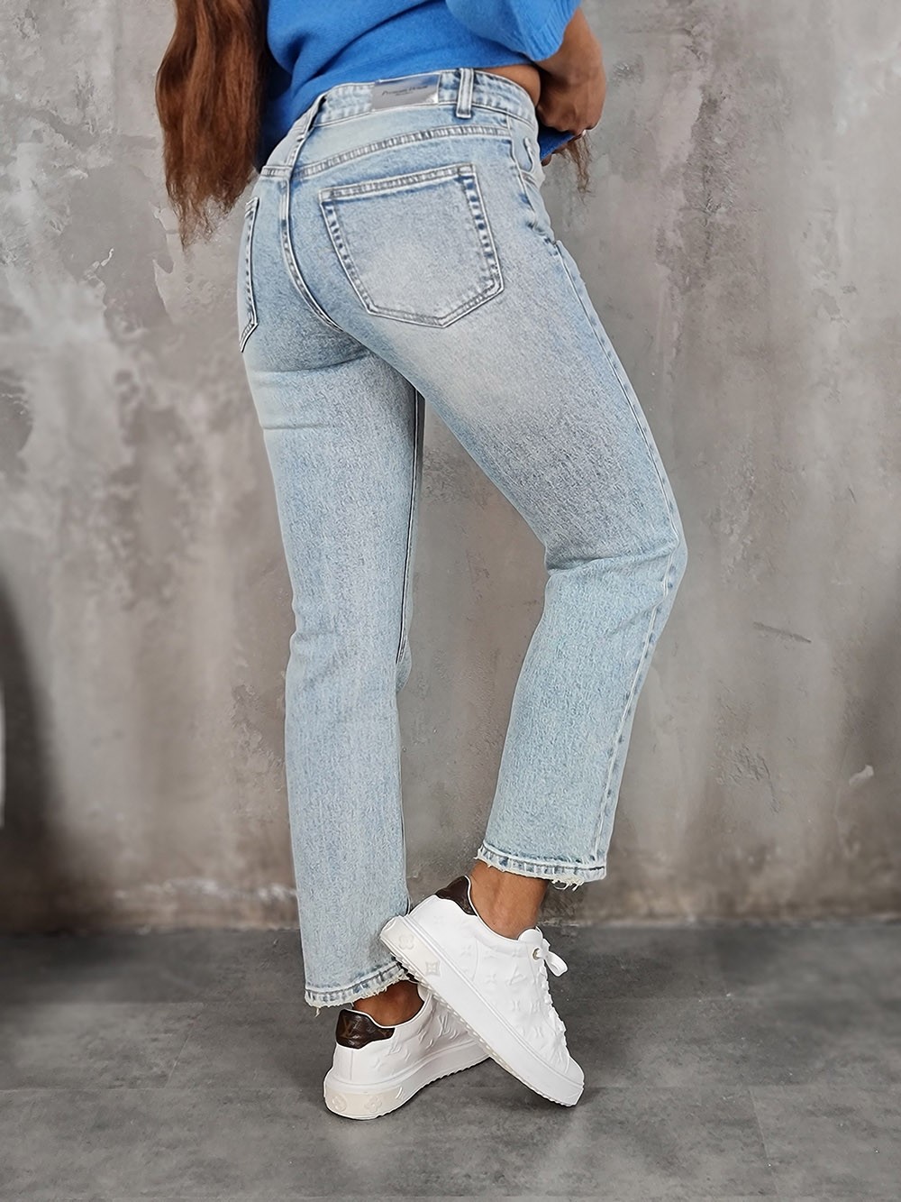 Джинсы Miss Bonbon с потертостями голубые, фотография №3