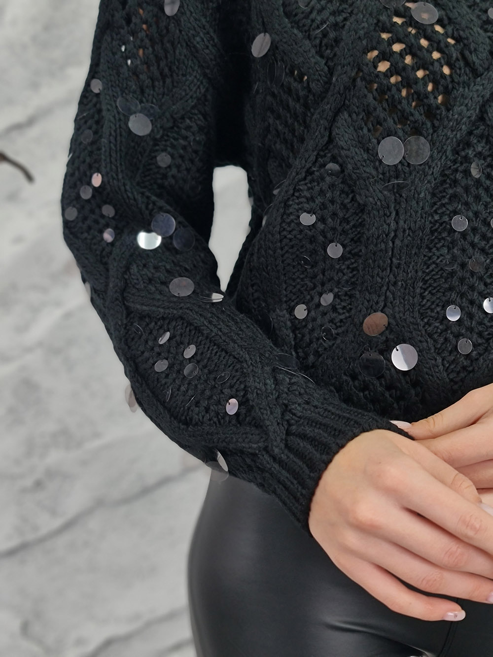 Джемпер Mina&Lora вязаный с крупными пайетками черный, фотография №4