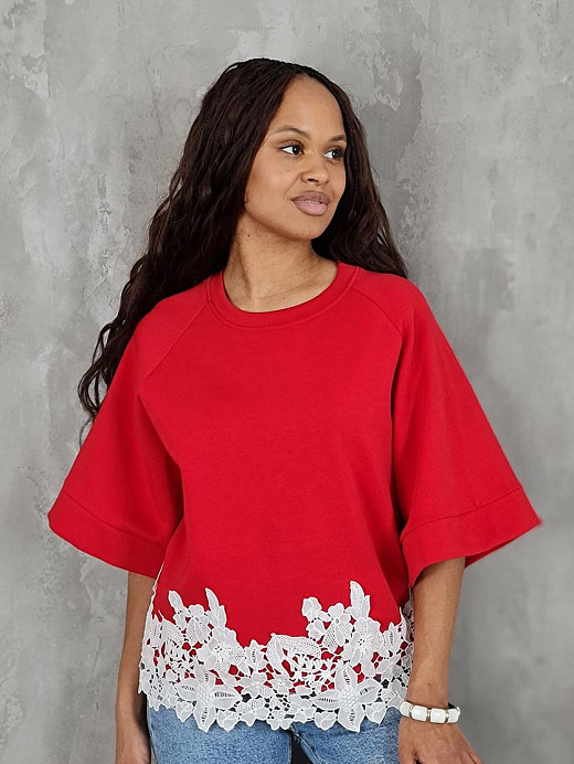 Джемпер MIHO'S с белым кружевным низом красный