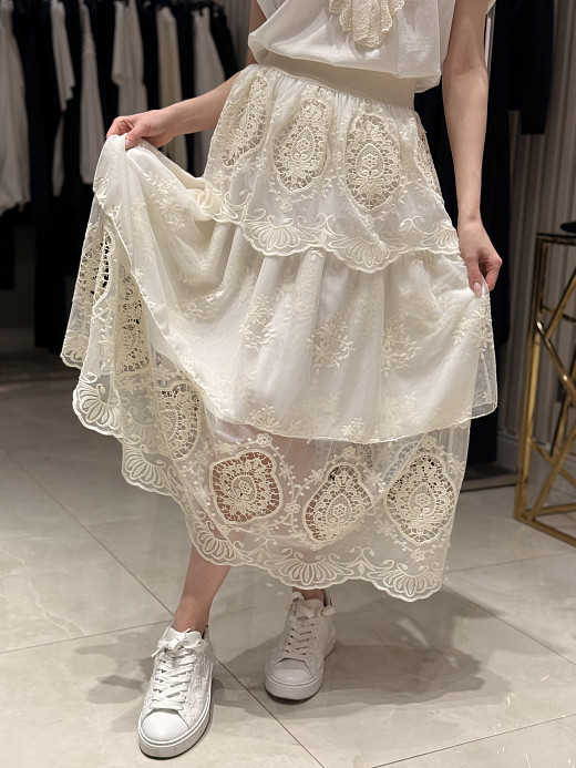 Юбка MIHO'S с вышивкой кружево на резинке молочная