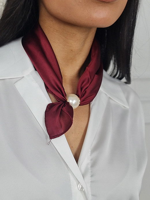 Украшение-аксессуар на шею с жемчужинкой бордо 