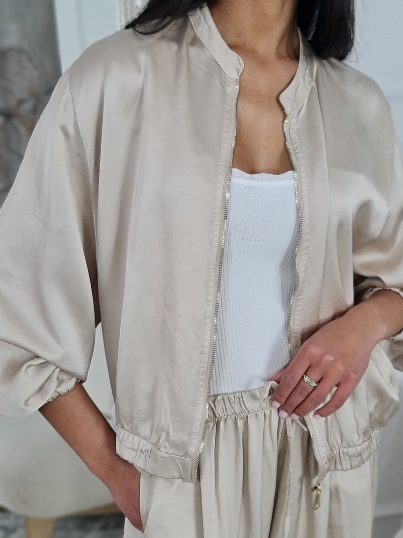 Костюм New Collection атласный бомбер и брюки золотисто-бежевый, фотография №3