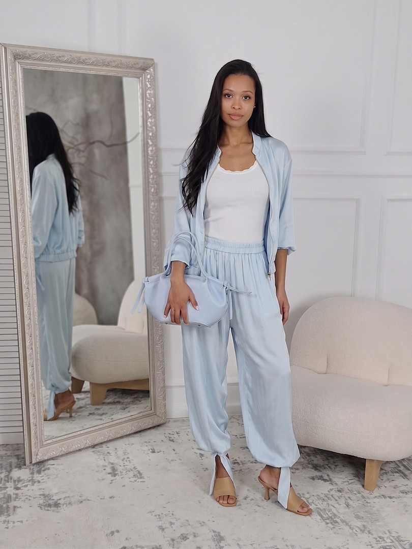 Костюм New Collection атласный бомбер и брюки голубой, фотография №1