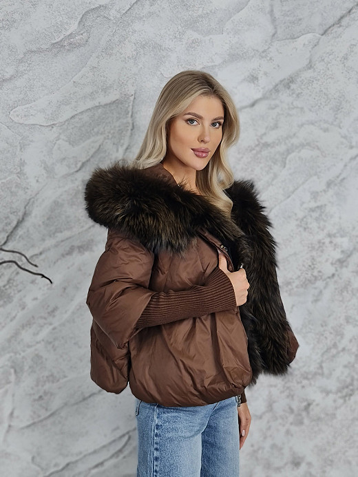 Куртка AYA с трикотажным руковом на заклепках шоколад
