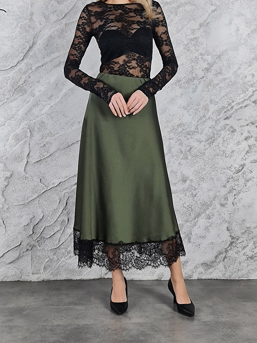 Юбка MIHO'S атласная с черным кружевом снизу хаки