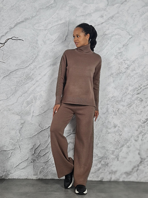 Костюм BEAUTY WOMEN костюм кружевные лампасы шоколад