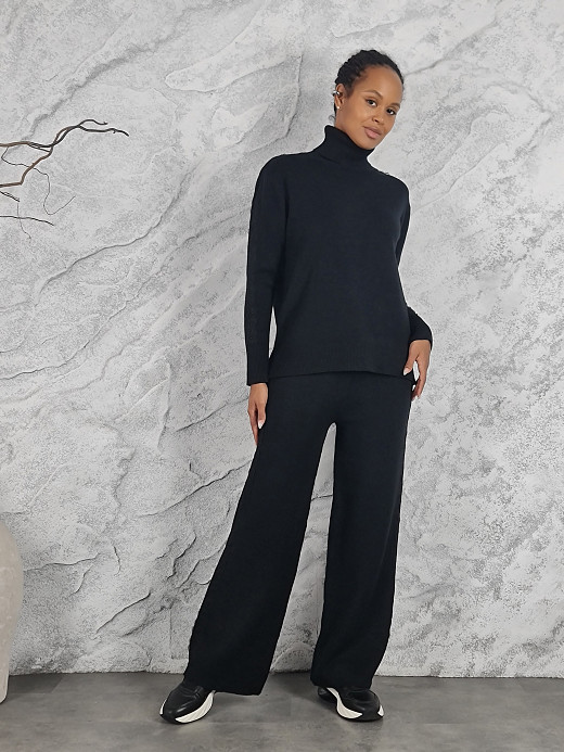 Костюм BEAUTY WOMEN костюм кружевные лампасы черный