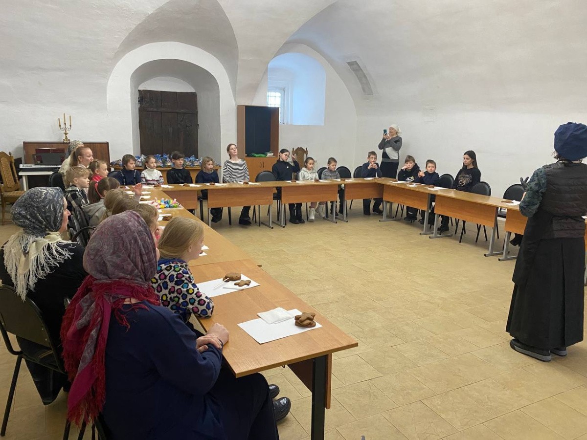 В Даниловом монастыре Переславля-Залесского прошел праздник для подопечных «Божеделья» и благотворительной кладовой