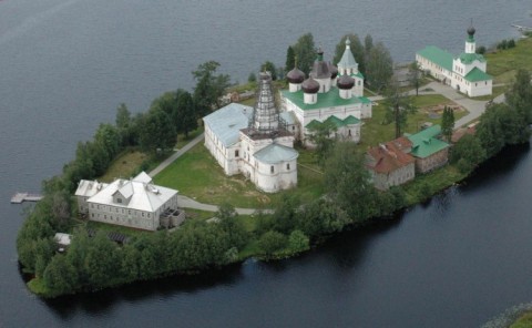 Троицкий Антониево-Сийский мужской монастырь