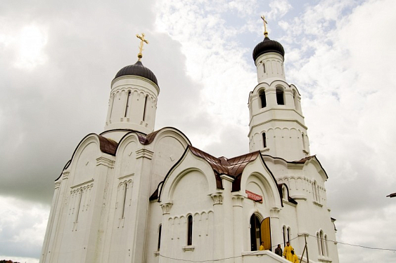 Храм во имя святого равноапостольного князя Владимира,подворье Покровского мужского монастыря, с. Завьялово