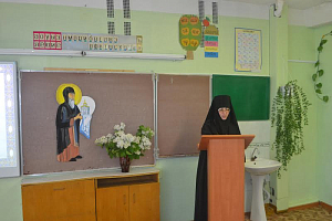 Настоятельница Зосимовой пустыни приняла участие  в конференции в честь прп. Зосимы (Верховского)