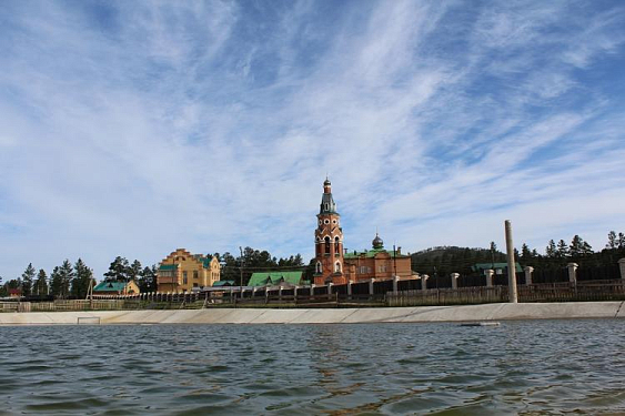 Женский монастырь в честь Всех святых, в земле Русской просиявших в пгт. Атамановка