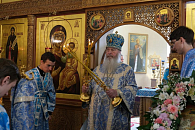 Митрополит Тихон отслужил Литургию в Ризоположенском монастыре Суздаля