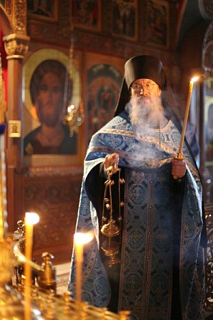 «Как прославлю Тебя, Сокровищница Славы?»