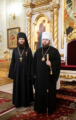 Наместник Спасо-Преображенской обители награжден медалью Саратовской митрополии